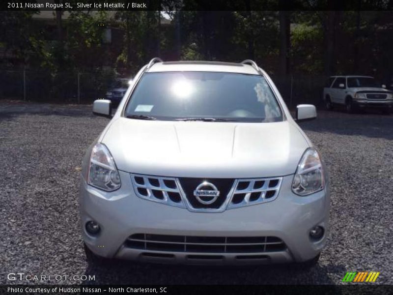 Silver Ice Metallic / Black 2011 Nissan Rogue SL