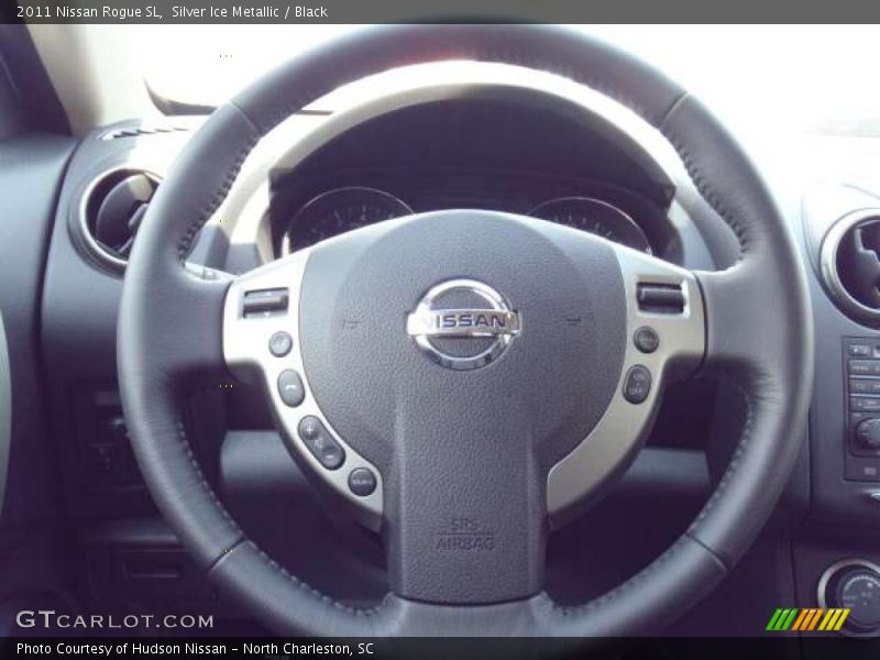 Silver Ice Metallic / Black 2011 Nissan Rogue SL