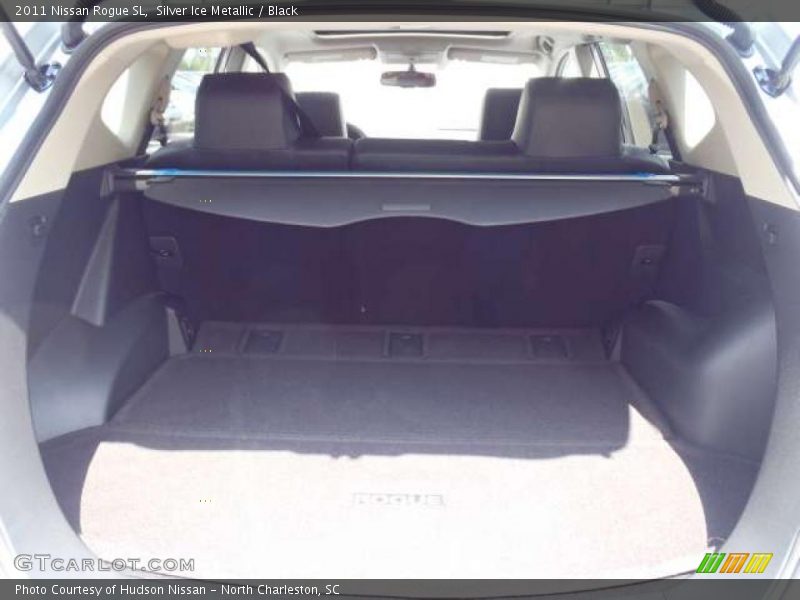Silver Ice Metallic / Black 2011 Nissan Rogue SL