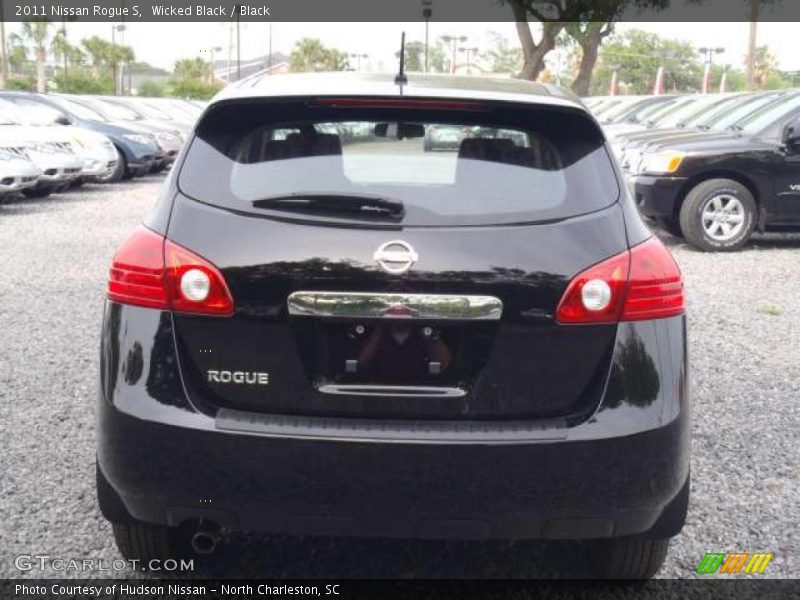 Wicked Black / Black 2011 Nissan Rogue S