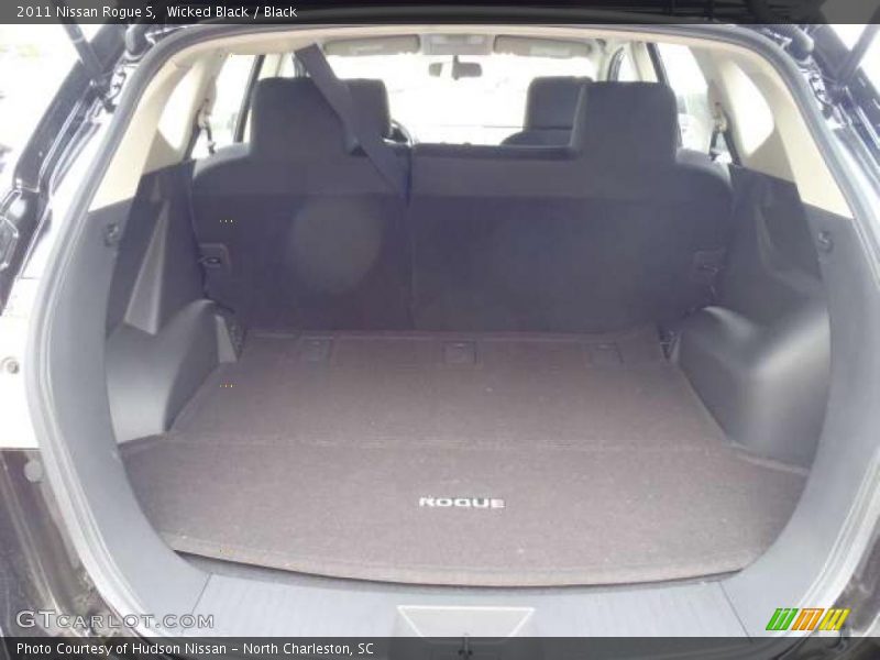 Wicked Black / Black 2011 Nissan Rogue S