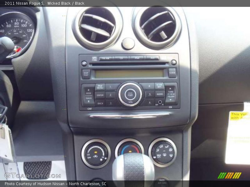 Wicked Black / Black 2011 Nissan Rogue S