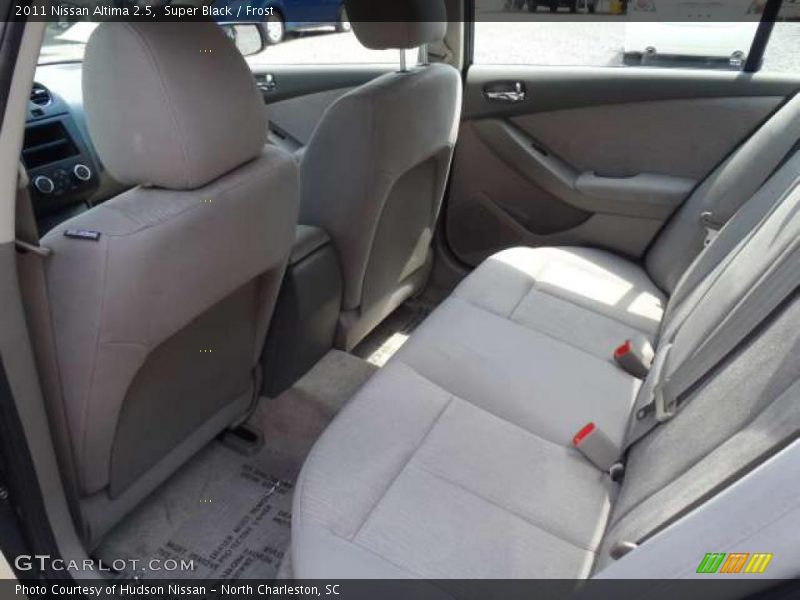 Super Black / Frost 2011 Nissan Altima 2.5