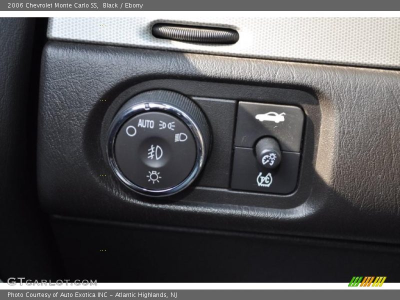 Black / Ebony 2006 Chevrolet Monte Carlo SS