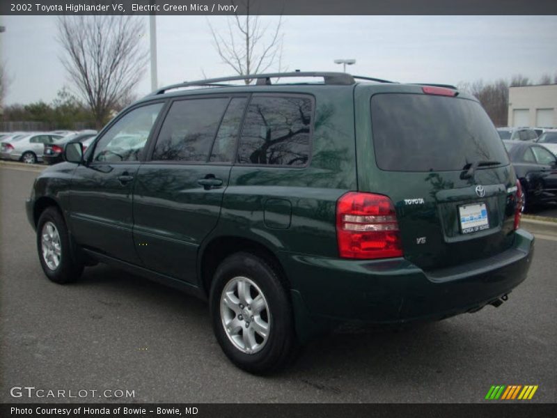 Electric Green Mica / Ivory 2002 Toyota Highlander V6