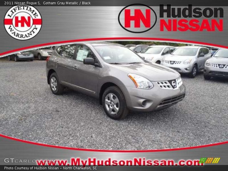 Gotham Gray Metallic / Black 2011 Nissan Rogue S