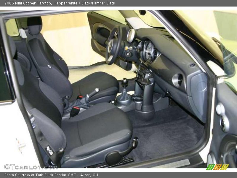 Pepper White / Black/Panther Black 2006 Mini Cooper Hardtop