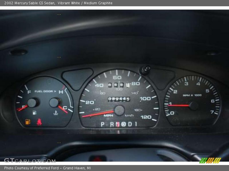 Vibrant White / Medium Graphite 2002 Mercury Sable GS Sedan
