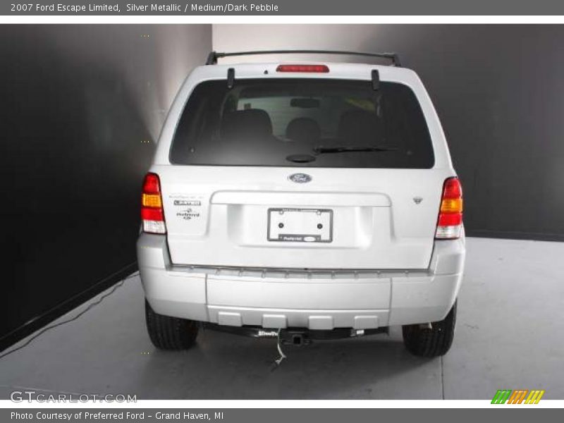 Silver Metallic / Medium/Dark Pebble 2007 Ford Escape Limited