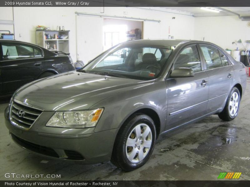 Willow Gray / Gray 2009 Hyundai Sonata GLS