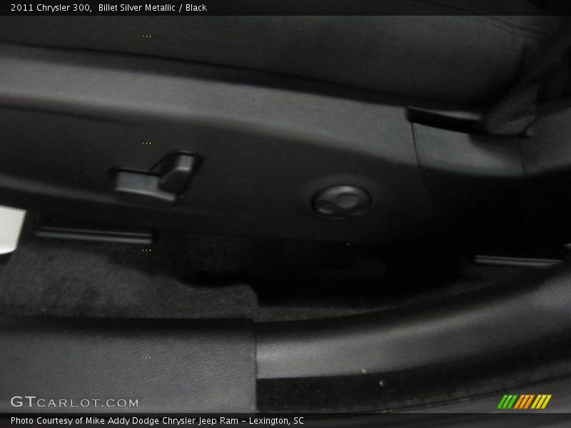 Billet Silver Metallic / Black 2011 Chrysler 300