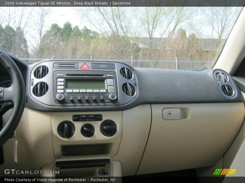 Deep Black Metallic / Sandstone 2009 Volkswagen Tiguan SE 4Motion