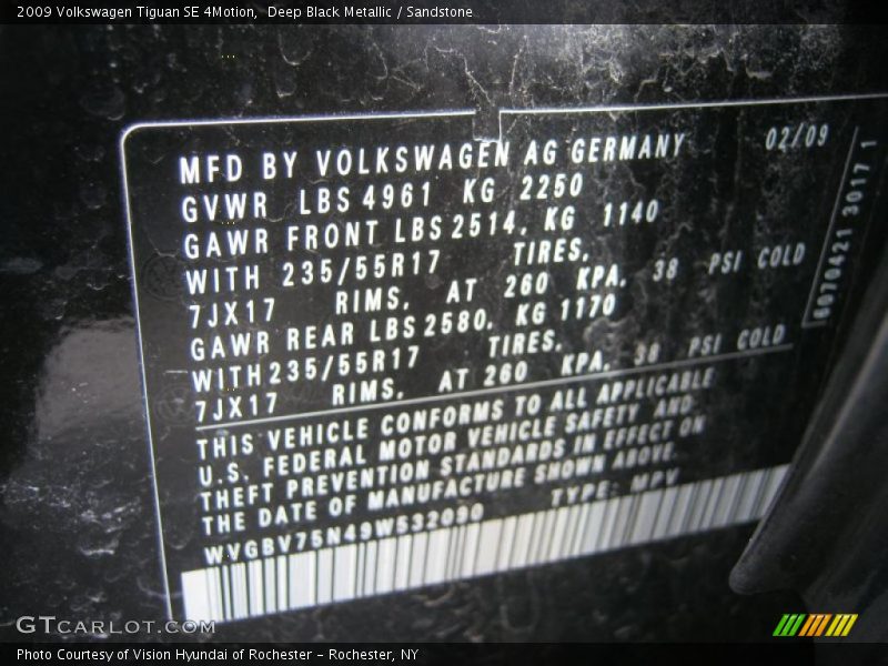 Deep Black Metallic / Sandstone 2009 Volkswagen Tiguan SE 4Motion