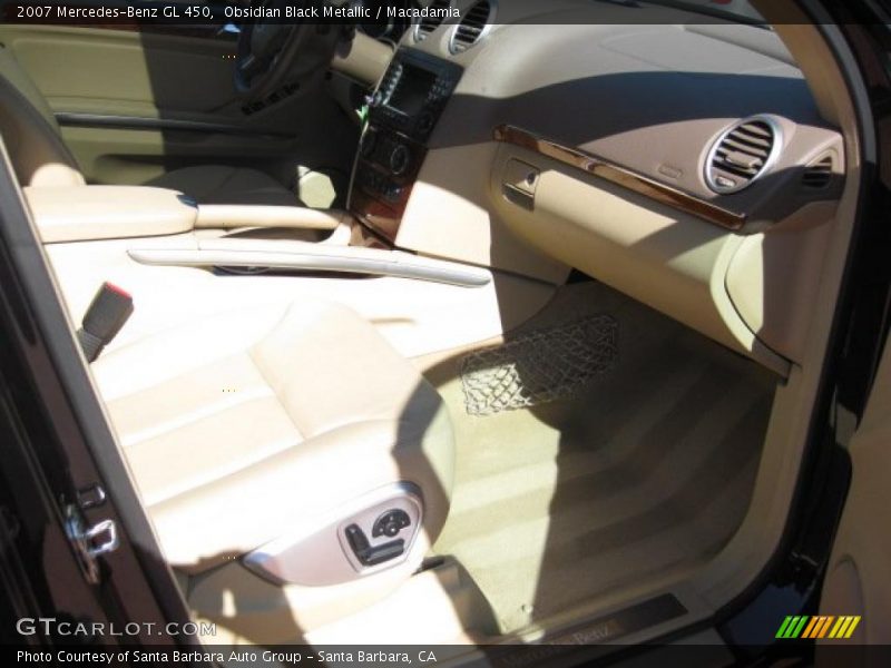 Obsidian Black Metallic / Macadamia 2007 Mercedes-Benz GL 450