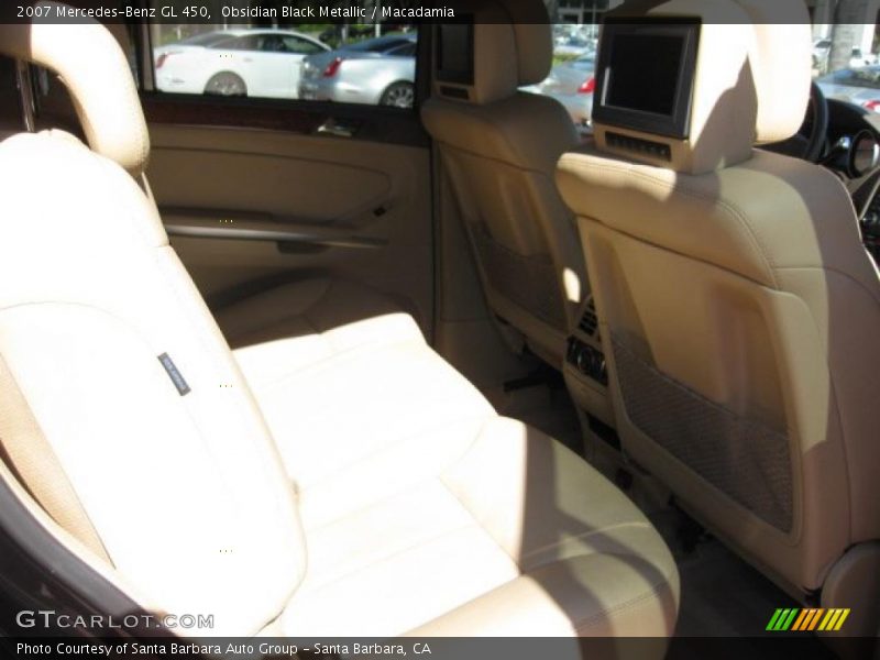 Obsidian Black Metallic / Macadamia 2007 Mercedes-Benz GL 450