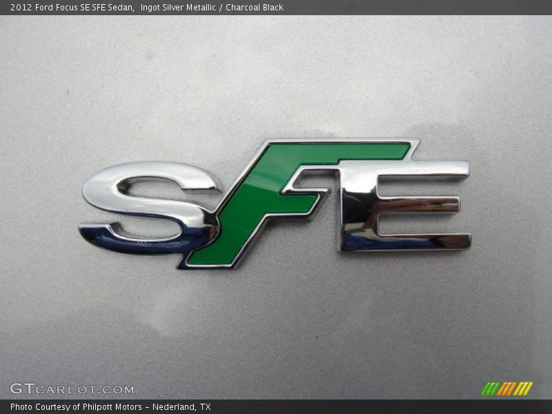  2012 Focus SE SFE Sedan Logo