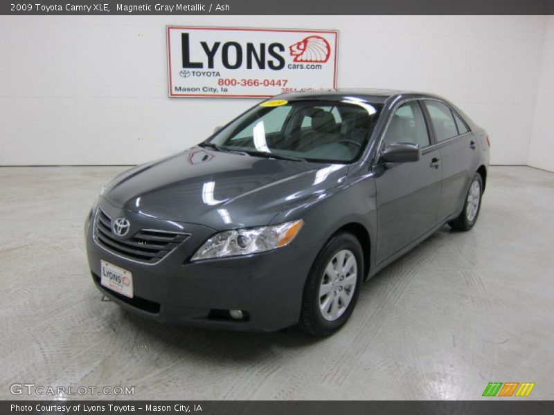 Magnetic Gray Metallic / Ash 2009 Toyota Camry XLE