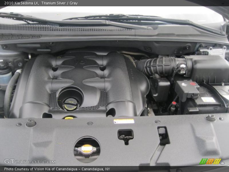 Titanium Silver / Gray 2010 Kia Sedona LX