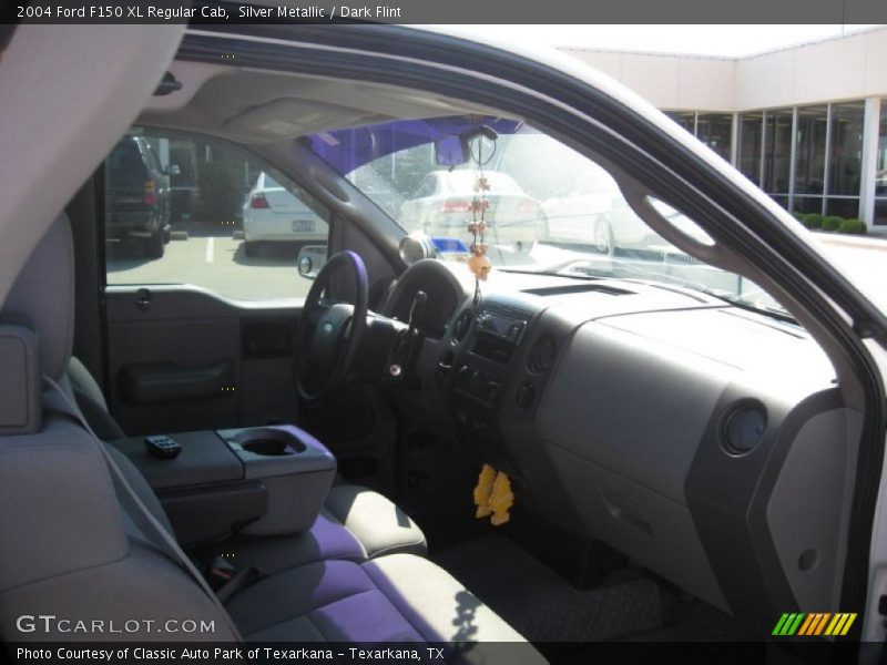 Silver Metallic / Dark Flint 2004 Ford F150 XL Regular Cab