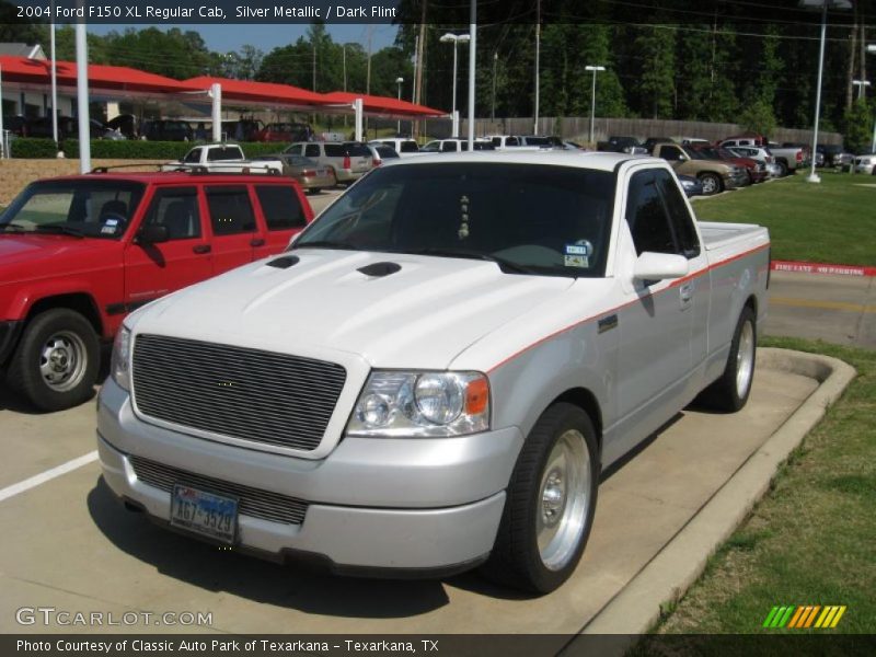 Silver Metallic / Dark Flint 2004 Ford F150 XL Regular Cab