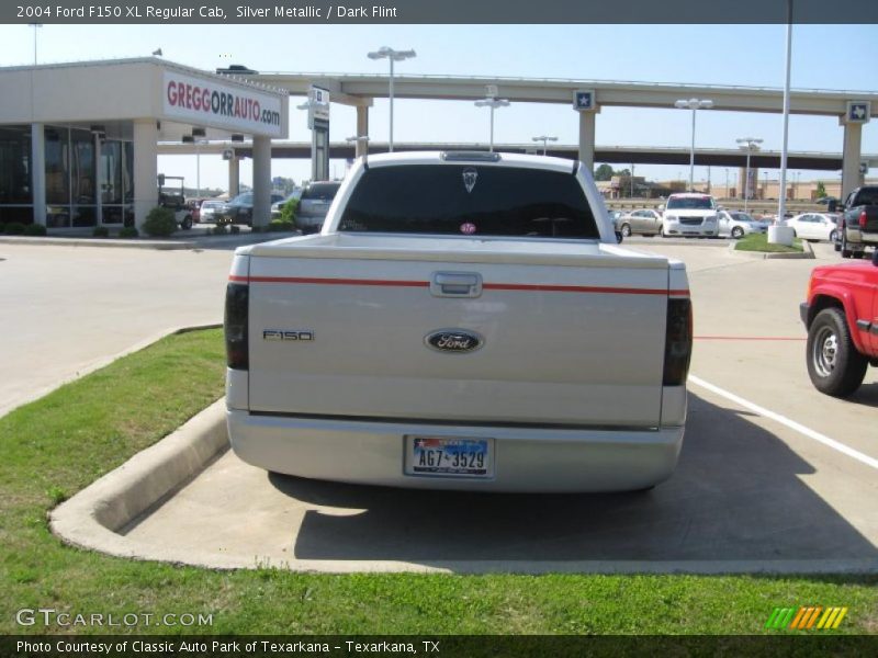 Silver Metallic / Dark Flint 2004 Ford F150 XL Regular Cab