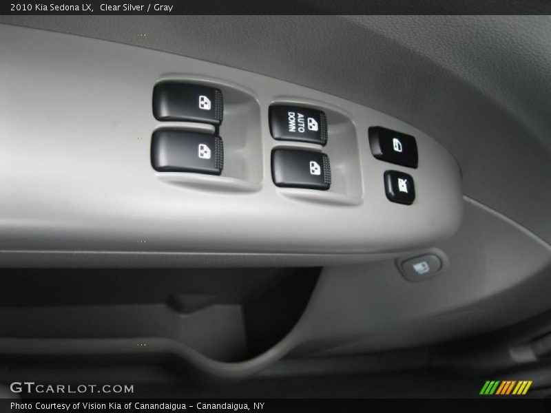 Clear Silver / Gray 2010 Kia Sedona LX