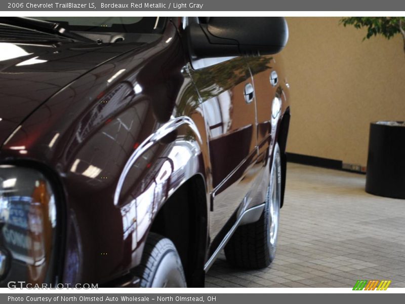 Bordeaux Red Metallic / Light Gray 2006 Chevrolet TrailBlazer LS