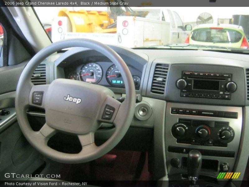 Black / Medium Slate Gray 2006 Jeep Grand Cherokee Laredo 4x4