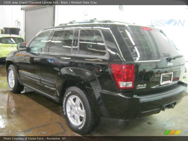 Black / Medium Slate Gray 2006 Jeep Grand Cherokee Laredo 4x4