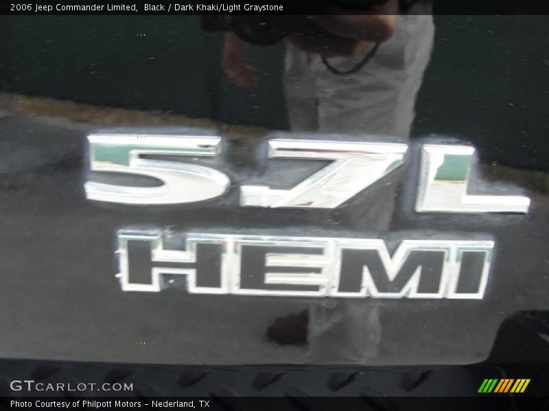 Black / Dark Khaki/Light Graystone 2006 Jeep Commander Limited