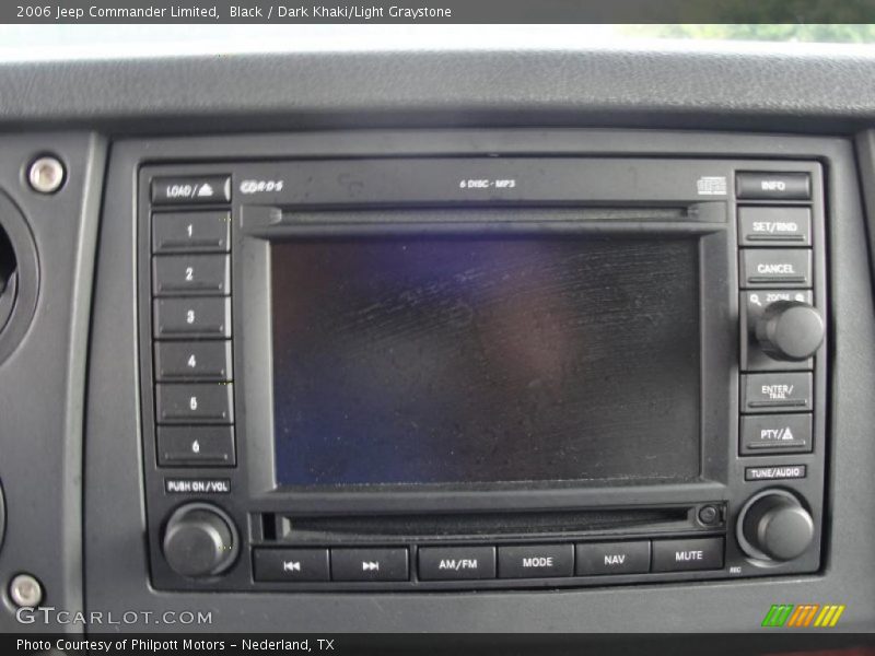 Navigation of 2006 Commander Limited