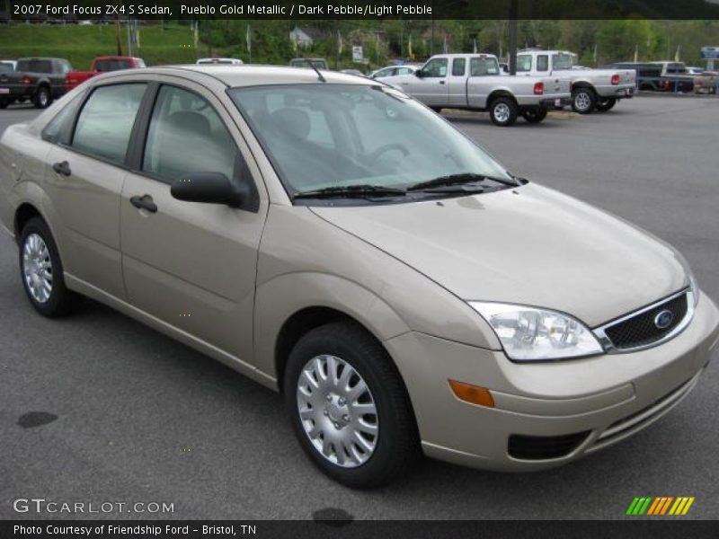 Pueblo Gold Metallic / Dark Pebble/Light Pebble 2007 Ford Focus ZX4 S Sedan