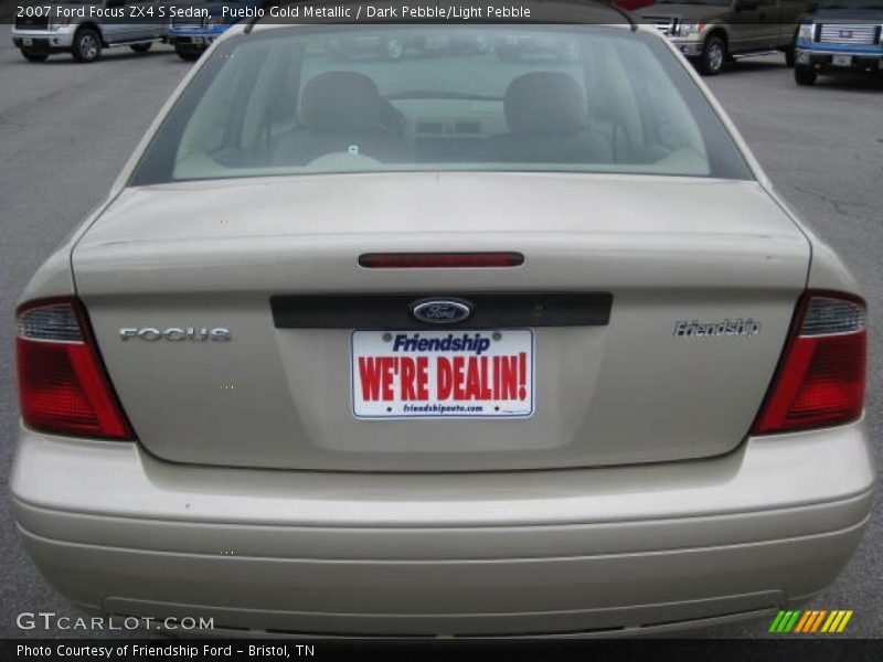 Pueblo Gold Metallic / Dark Pebble/Light Pebble 2007 Ford Focus ZX4 S Sedan