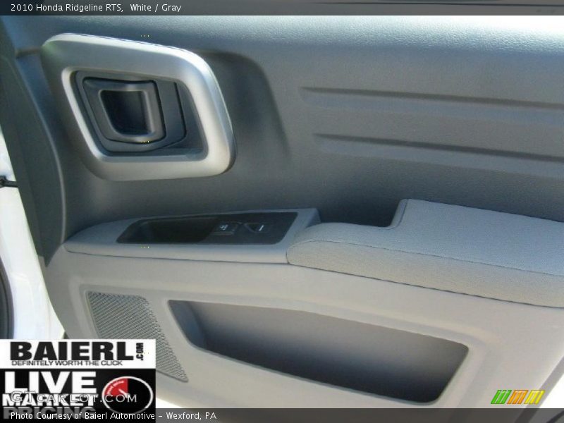 White / Gray 2010 Honda Ridgeline RTS