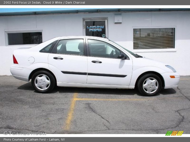 Cloud 9 White / Dark Charcoal 2002 Ford Focus LX Sedan