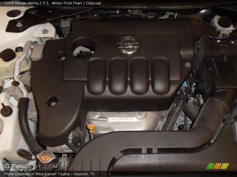 Winter Frost Pearl / Charcoal 2009 Nissan Altima 2.5 S