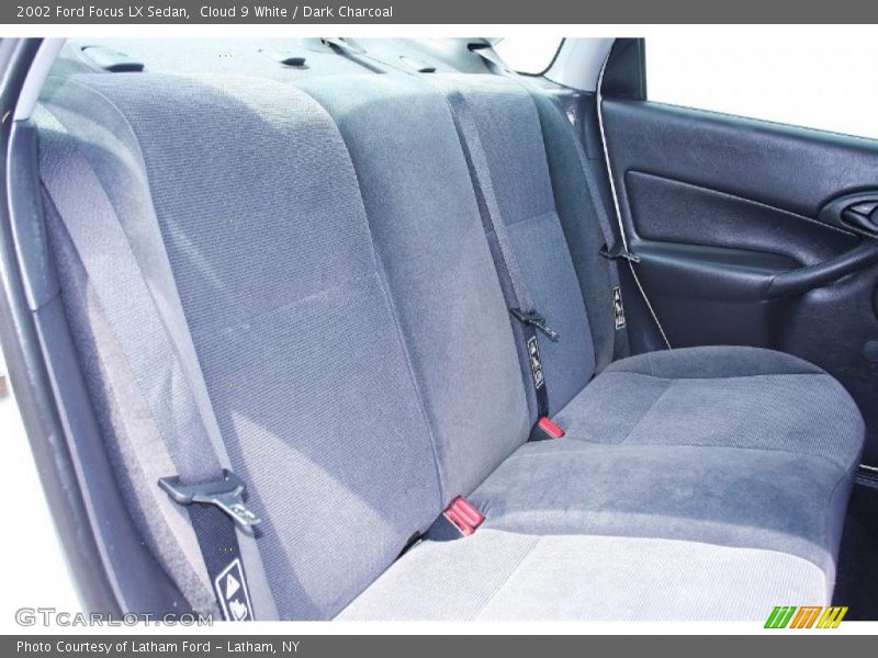Cloud 9 White / Dark Charcoal 2002 Ford Focus LX Sedan