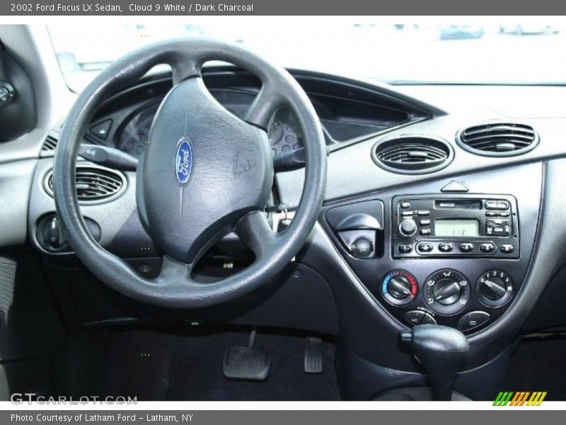 Cloud 9 White / Dark Charcoal 2002 Ford Focus LX Sedan