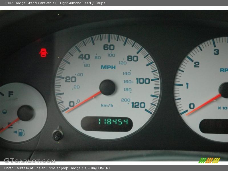 Light Almond Pearl / Taupe 2002 Dodge Grand Caravan eX