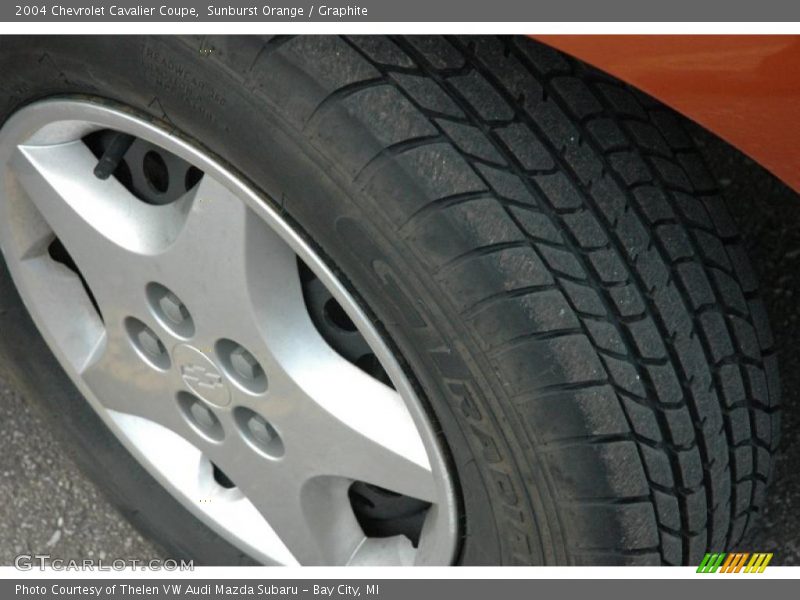 Sunburst Orange / Graphite 2004 Chevrolet Cavalier Coupe