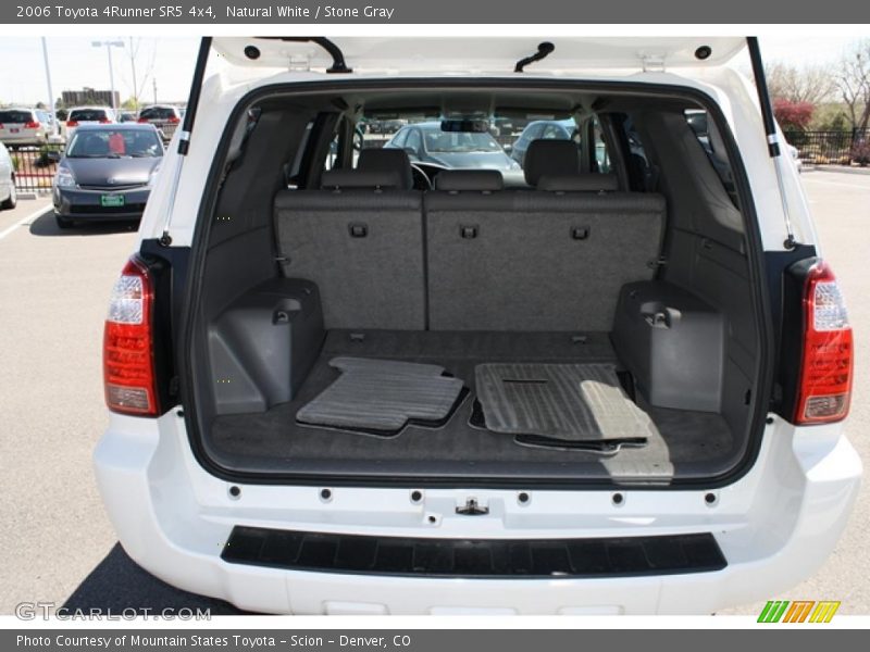 Natural White / Stone Gray 2006 Toyota 4Runner SR5 4x4