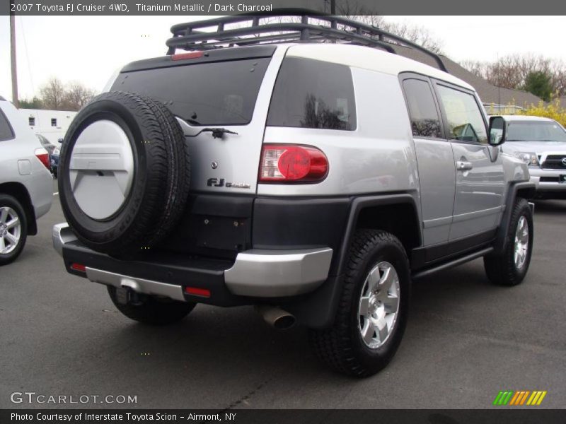 Titanium Metallic / Dark Charcoal 2007 Toyota FJ Cruiser 4WD