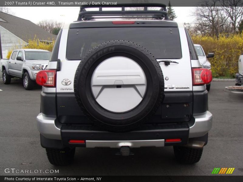 Titanium Metallic / Dark Charcoal 2007 Toyota FJ Cruiser 4WD
