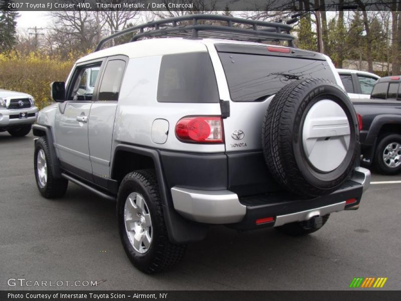Titanium Metallic / Dark Charcoal 2007 Toyota FJ Cruiser 4WD