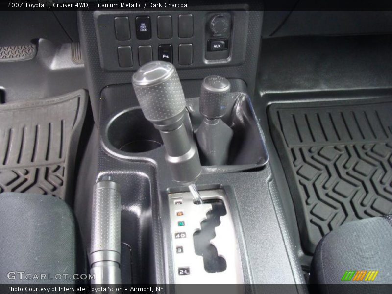Titanium Metallic / Dark Charcoal 2007 Toyota FJ Cruiser 4WD