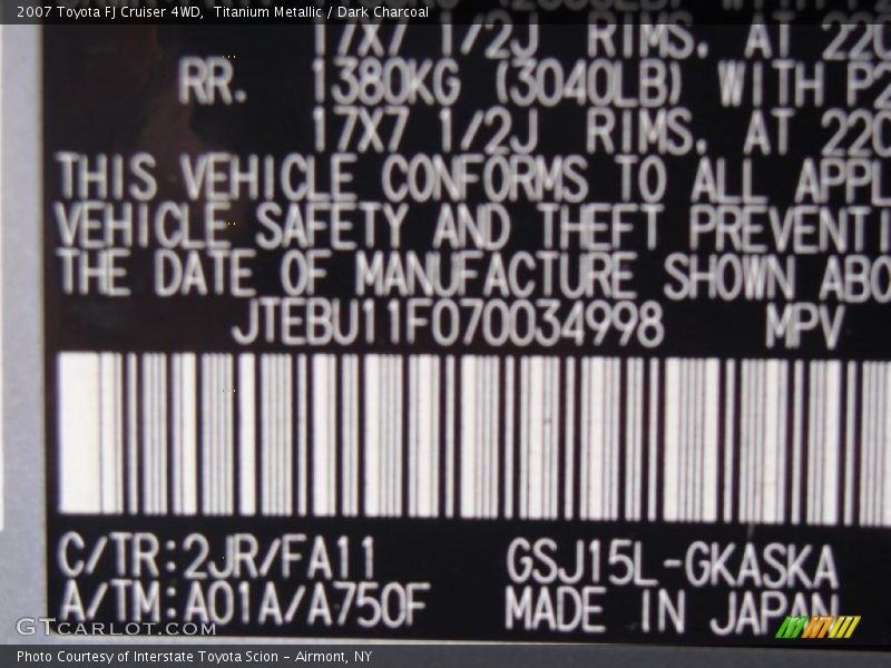 Titanium Metallic / Dark Charcoal 2007 Toyota FJ Cruiser 4WD