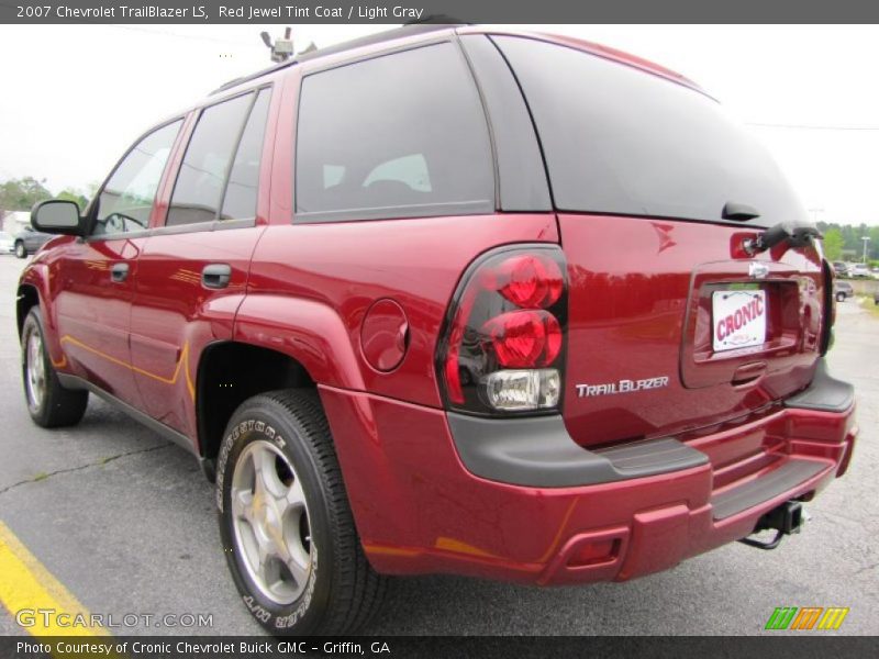 Red Jewel Tint Coat / Light Gray 2007 Chevrolet TrailBlazer LS