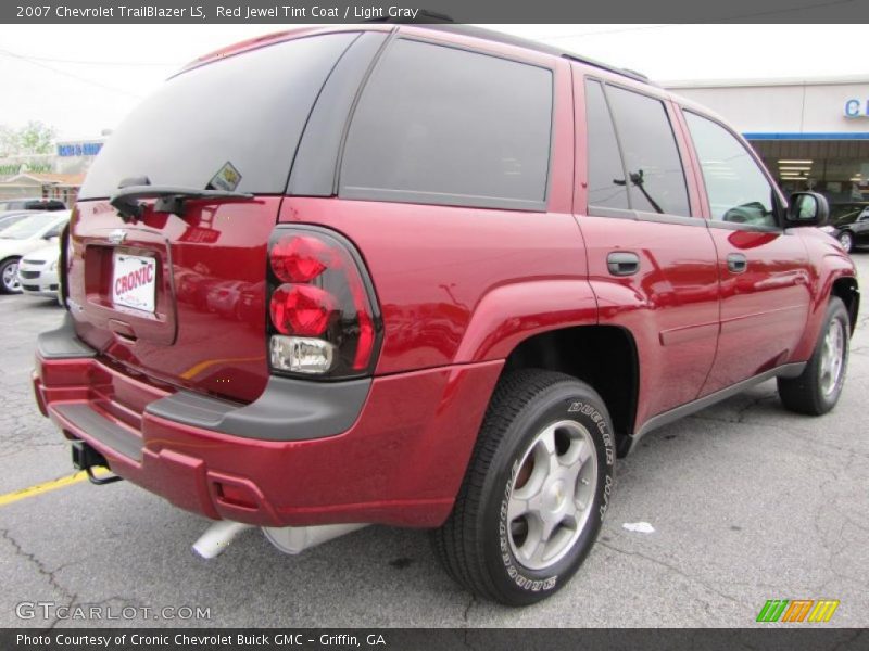Red Jewel Tint Coat / Light Gray 2007 Chevrolet TrailBlazer LS