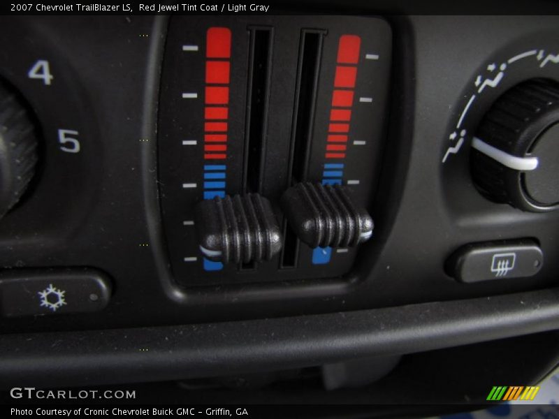 Red Jewel Tint Coat / Light Gray 2007 Chevrolet TrailBlazer LS