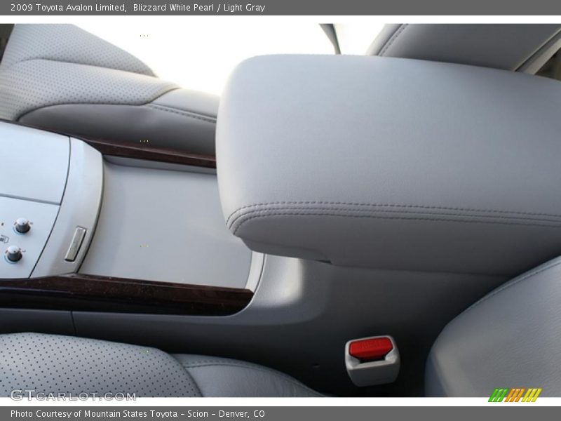 Blizzard White Pearl / Light Gray 2009 Toyota Avalon Limited